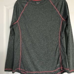 Everlast Sport Long sleeve exercise shirt